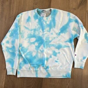 Champion Oversized Tie Dyed Sweatshirt